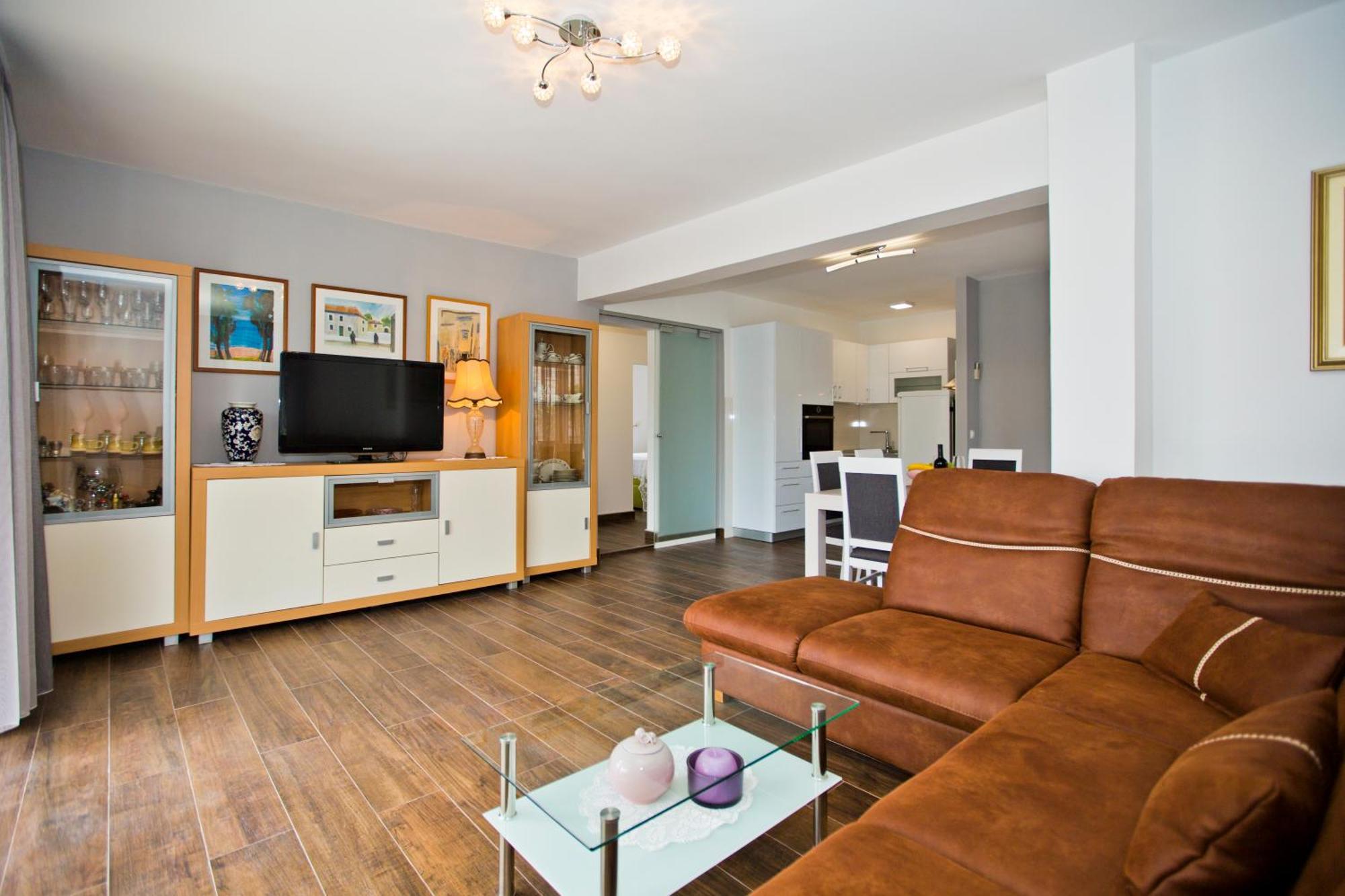 Apartments Grgo Хвар Екстериор снимка