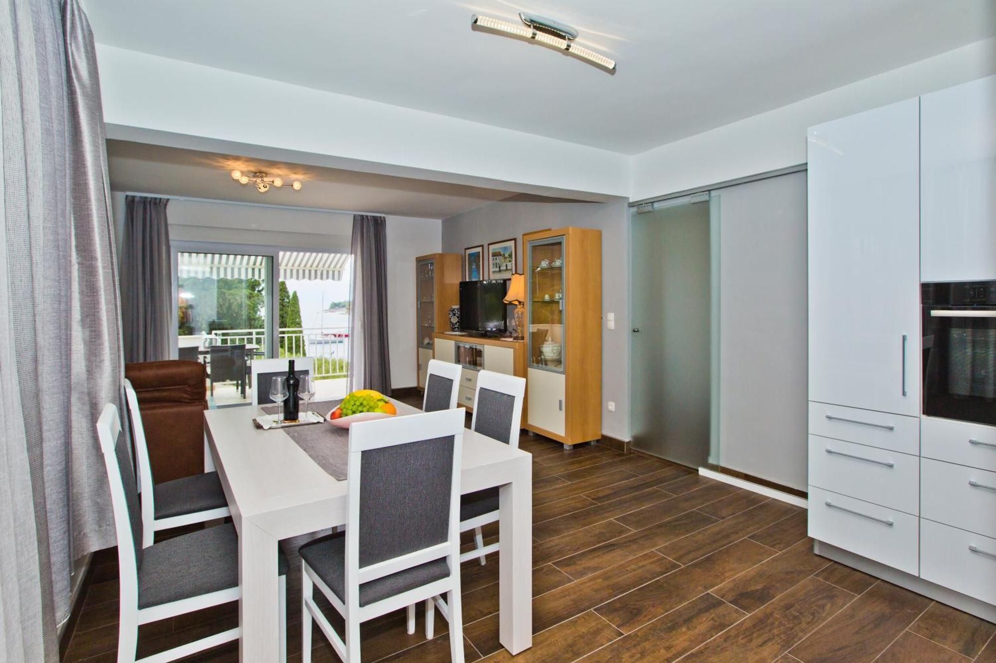 Apartments Grgo Хвар Екстериор снимка
