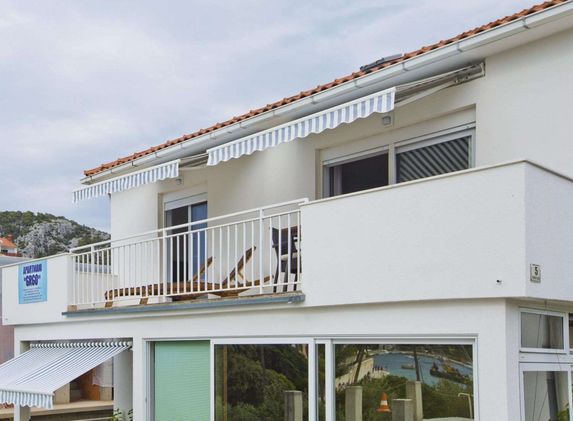 Apartments Grgo Хвар Екстериор снимка